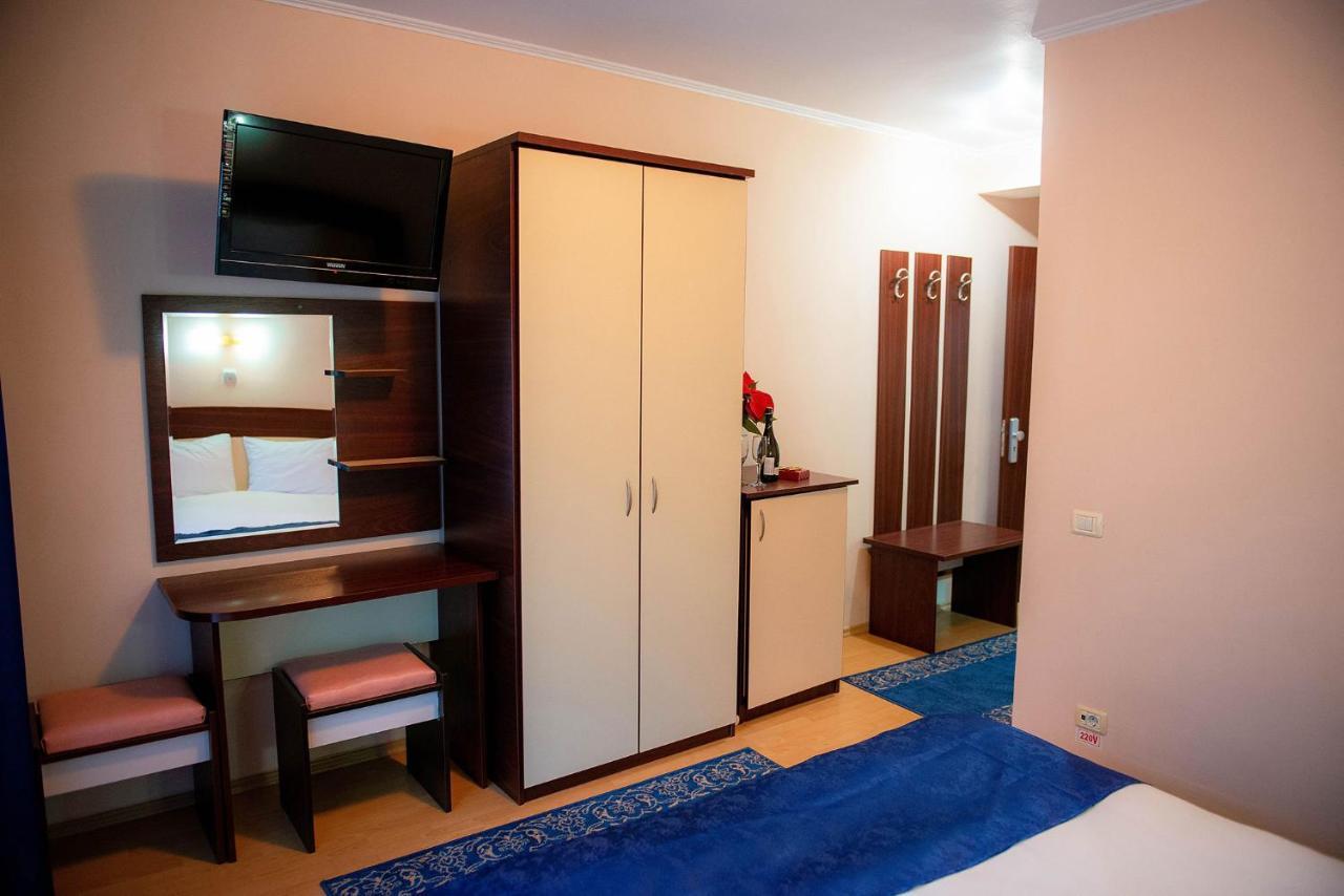 Hotel Casa Maia Buşteni Exteriér fotografie