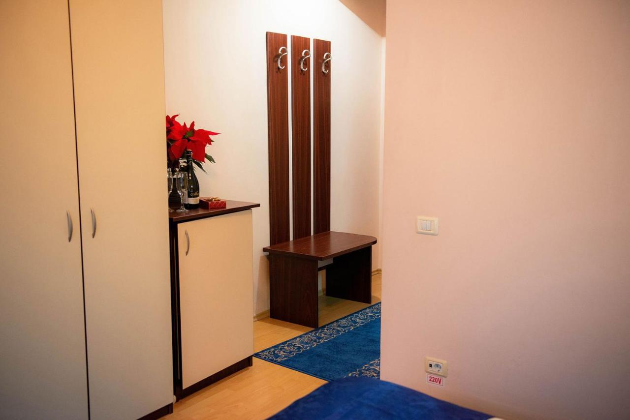 Hotel Casa Maia Buşteni Exteriér fotografie