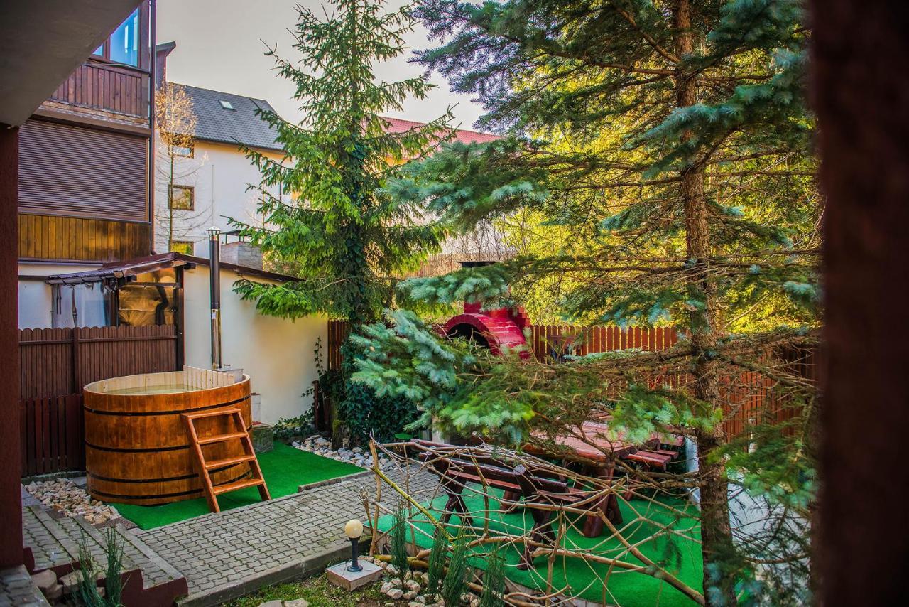 Hotel Casa Maia Buşteni Exteriér fotografie