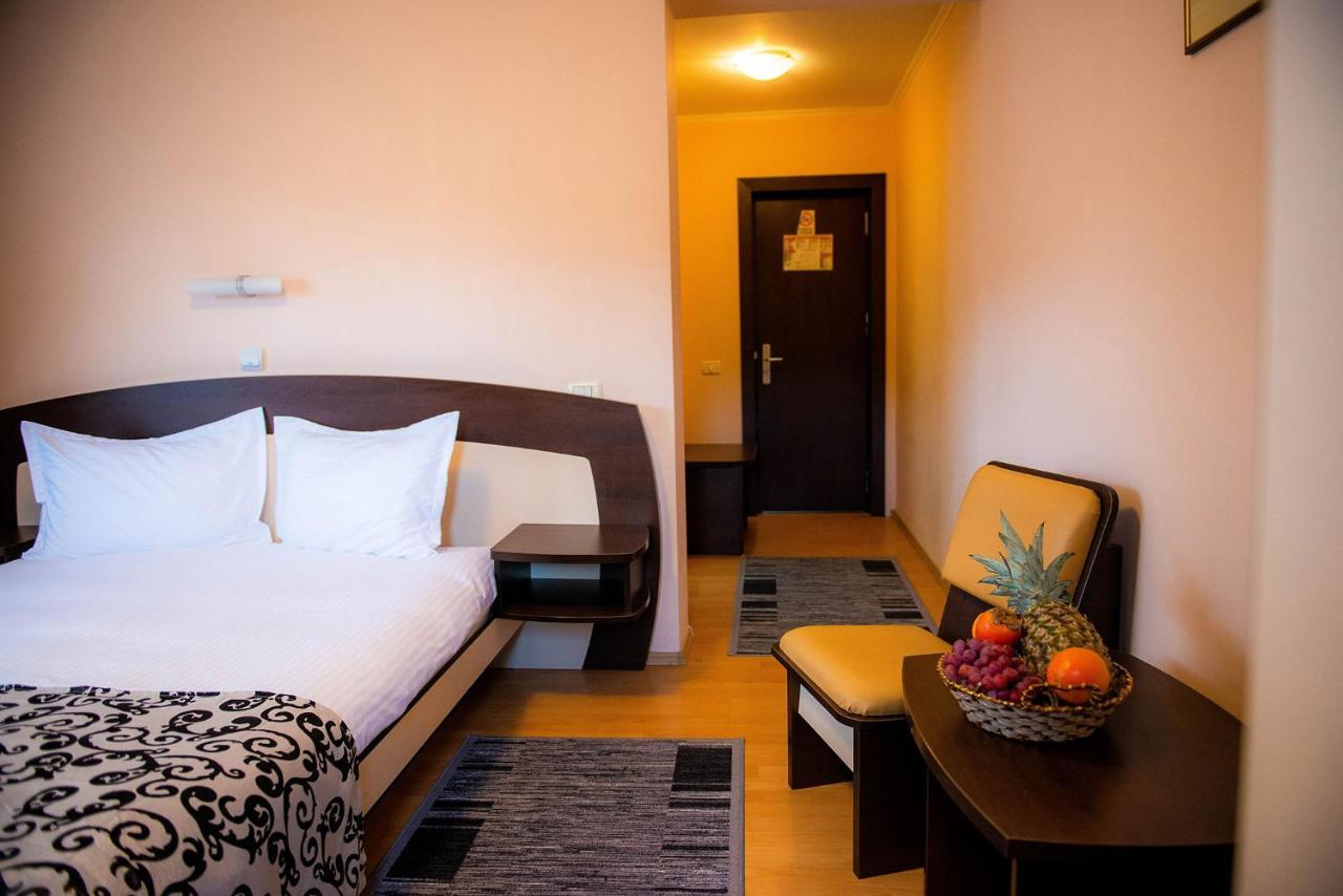 Hotel Casa Maia Buşteni Exteriér fotografie