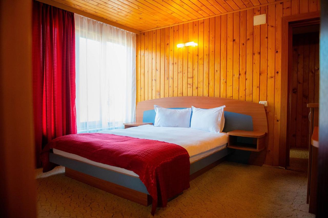 Hotel Casa Maia Buşteni Exteriér fotografie