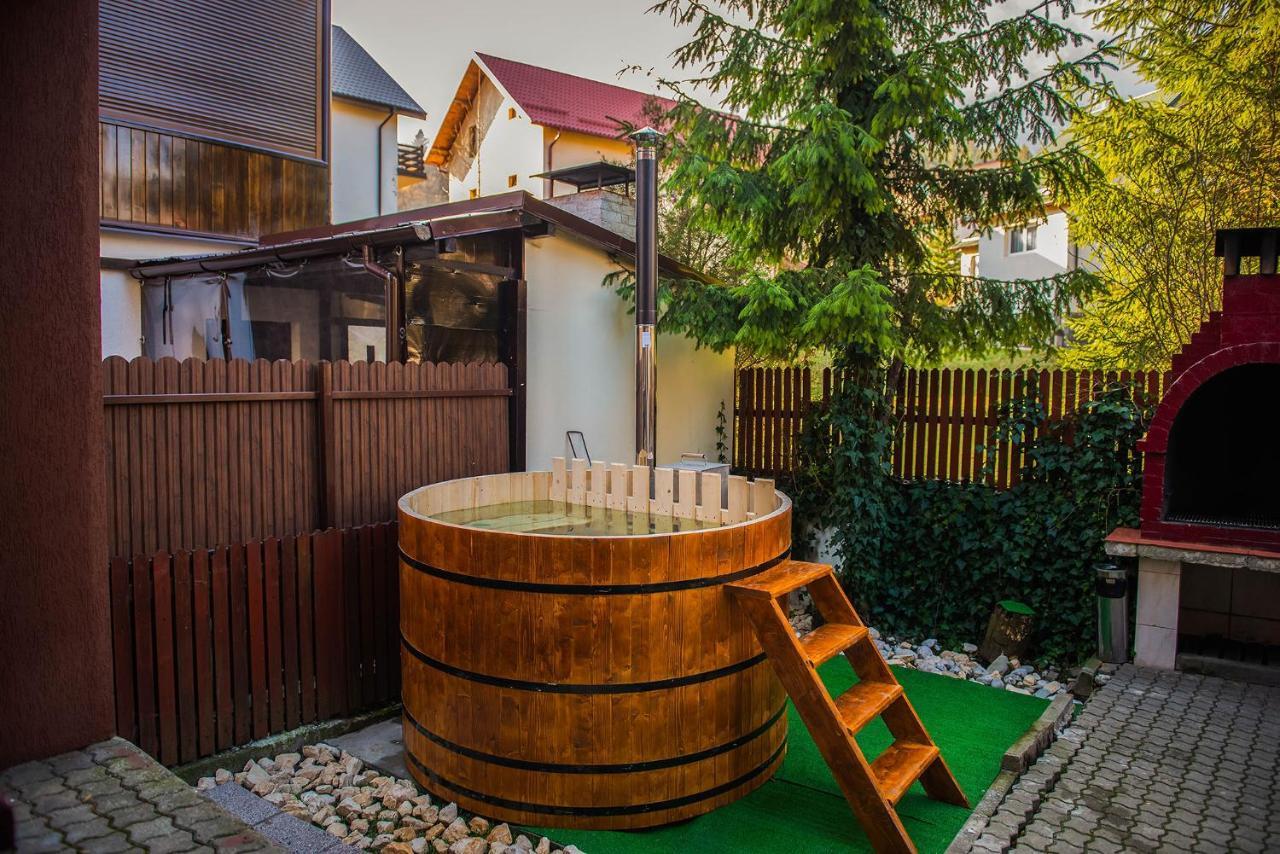 Hotel Casa Maia Buşteni Exteriér fotografie