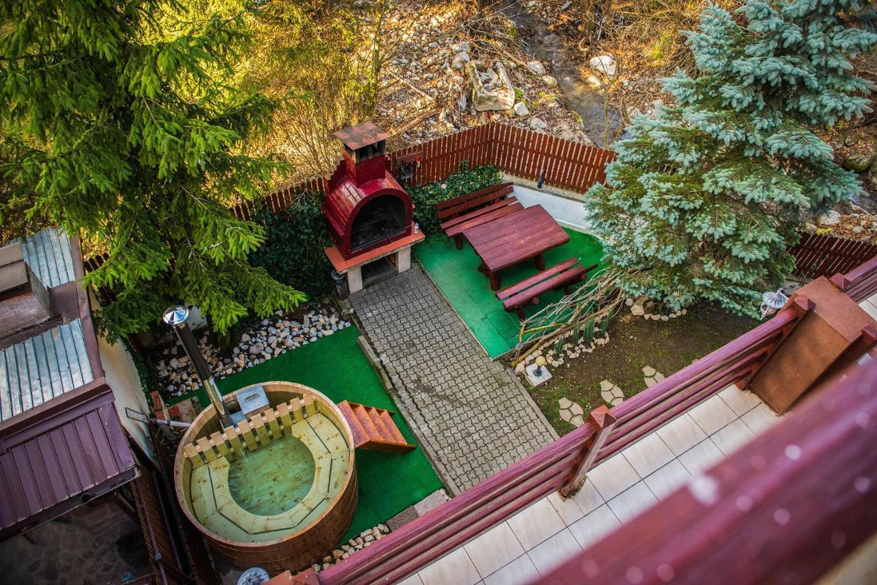 Hotel Casa Maia Buşteni Exteriér fotografie